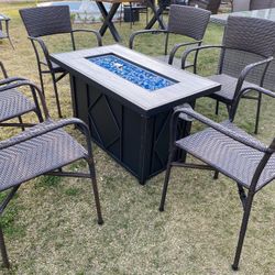 Brand New Patio Set Fire Pit Propane