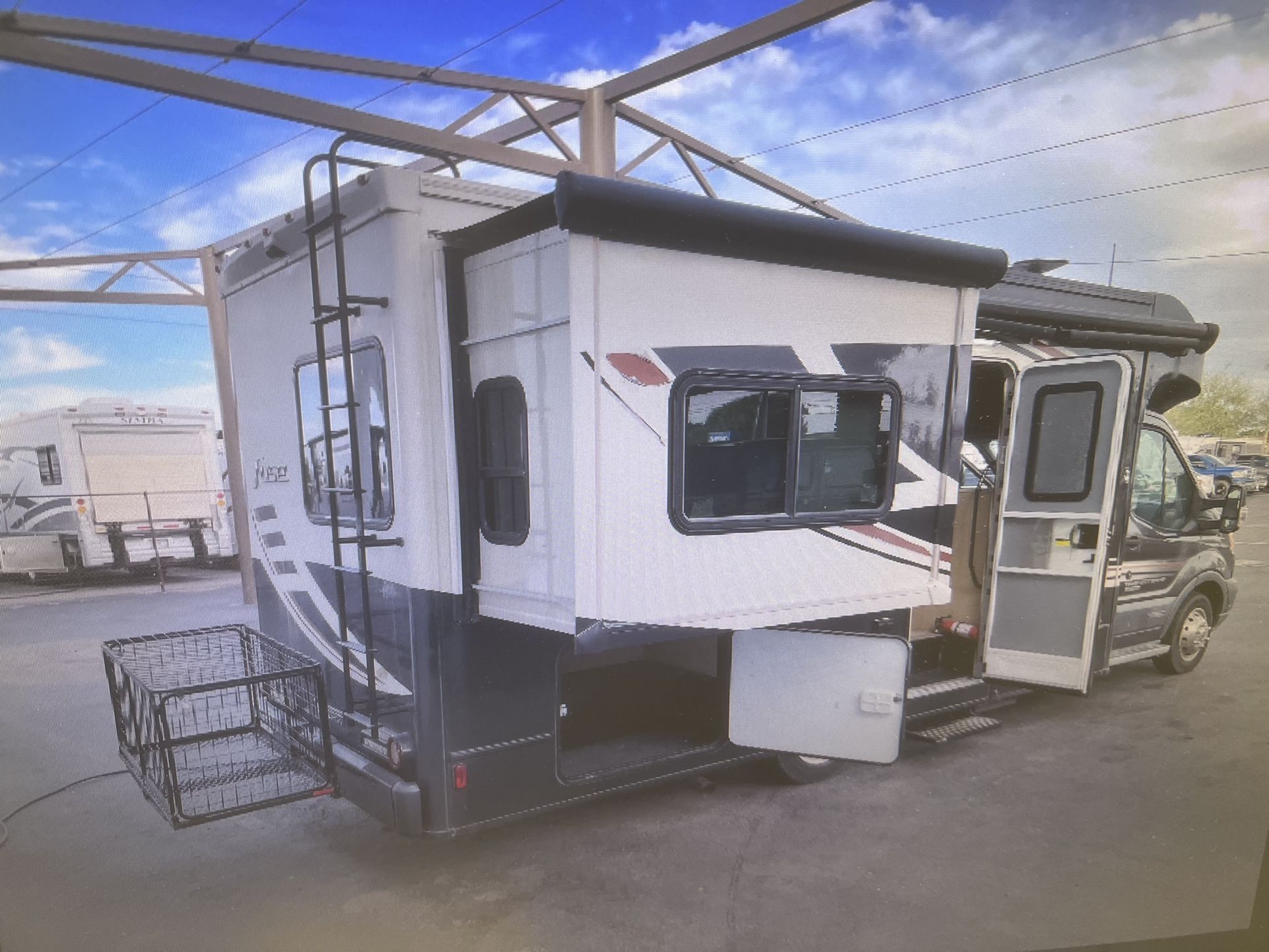 2018 FUSE 23T