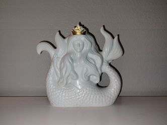Starbucks Coffee 2016 Limited Edition Ceramic Mermaid Siren Sculpture EUC