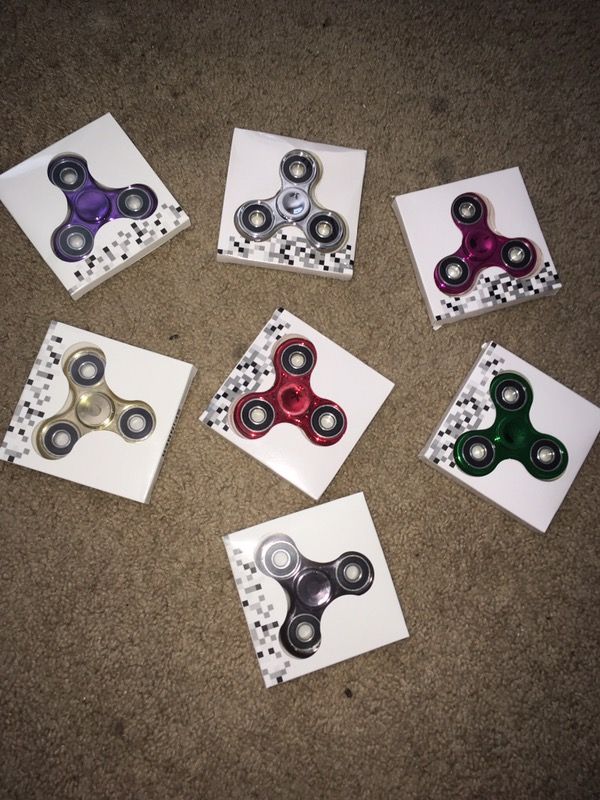 FIDGET SPINNERS!!! VARIETY OF COLORS!!!