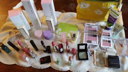 bundol for woman's makeup very beautiful