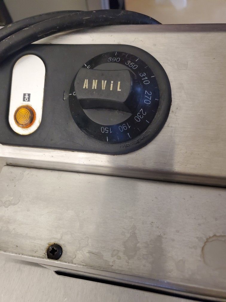 Commercial Grade Avil Deep Fryer