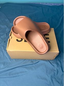 Brown Yeezy Slide Size 11