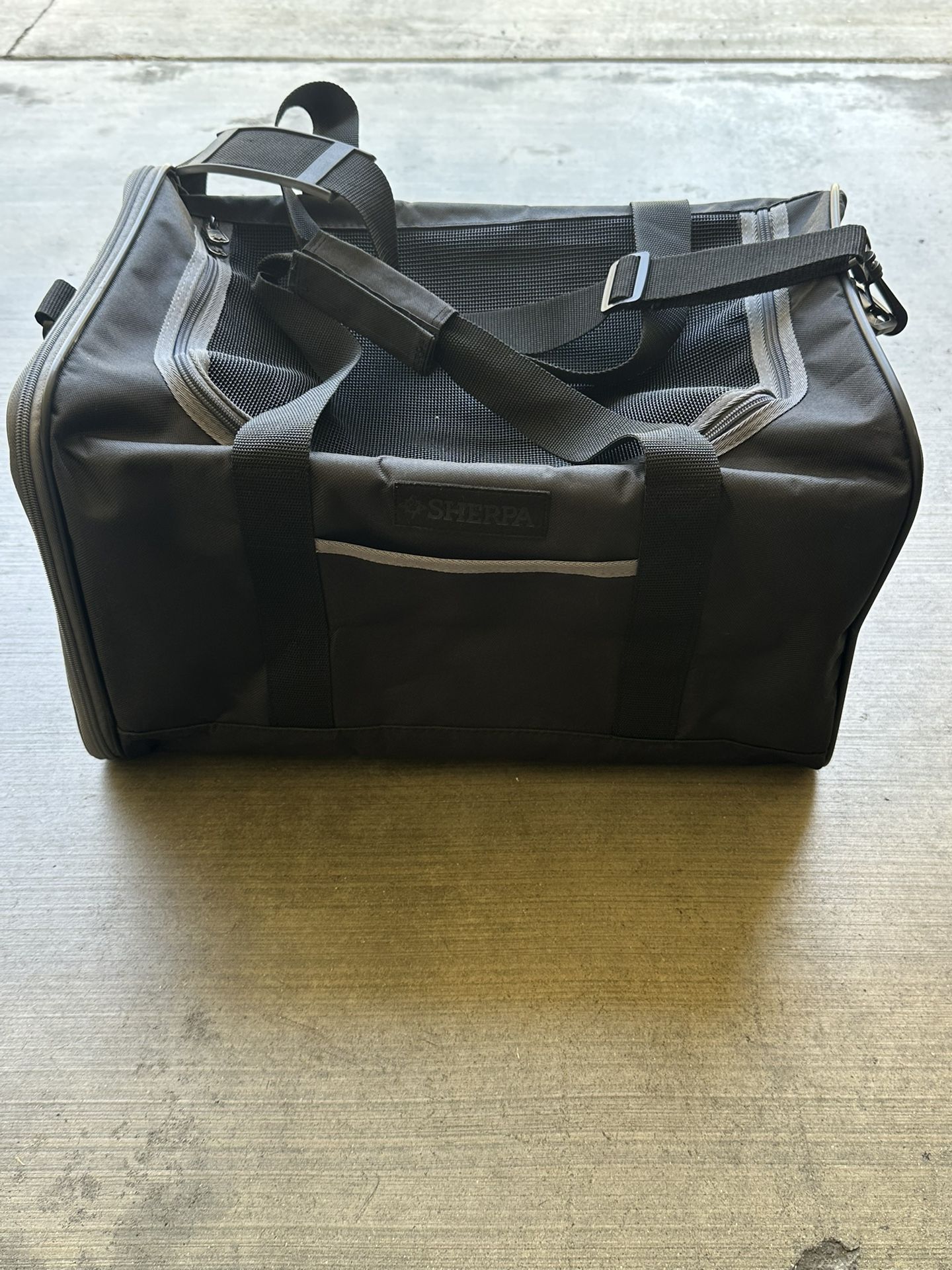 Sherpa Dog And Cat Carrier