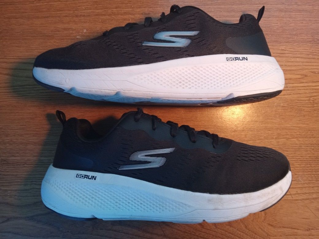Sketchers Men's Shoes Size 7 Nice And Clean