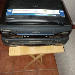 Blu-ray/DVD player and VCRs