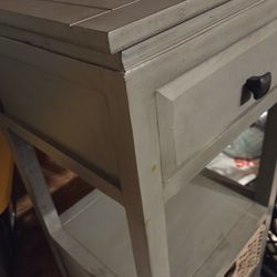 Bedside/End Table