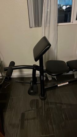 Bench press bench