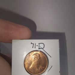 3 1971- Lincoln Memorial Pennies D, S, P