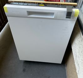 Dishwasher brand new