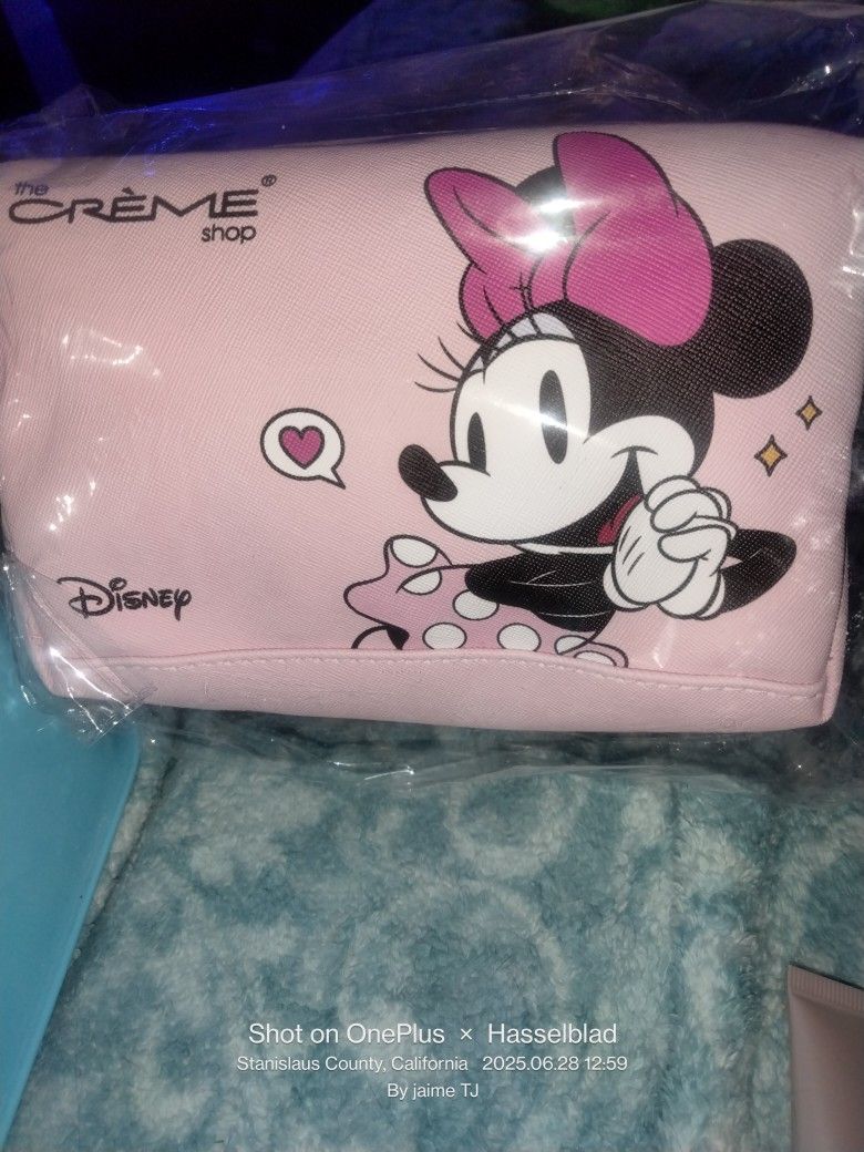 Creme & Disney Collaboration Bag With Many Products
