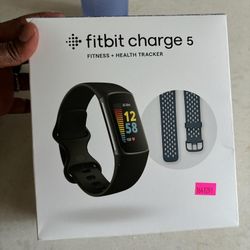 FitBit Charge 5