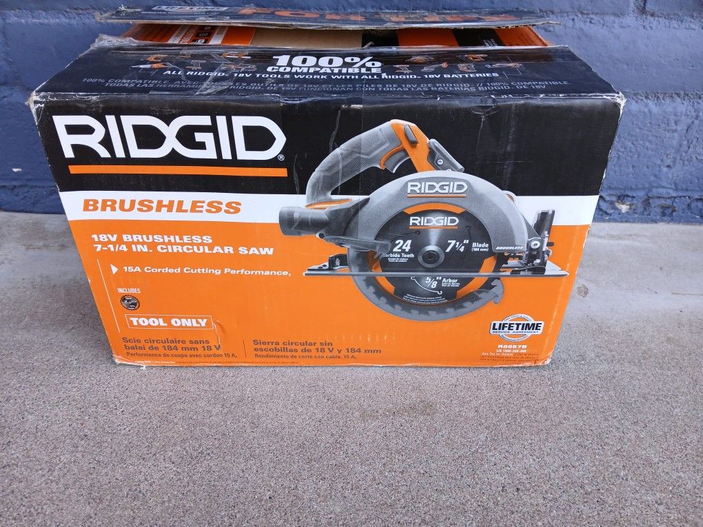 CIRCULAR SAW RIDGID 18V TOOL ONLY