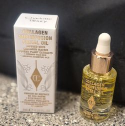 Charlotte Tillsbury COLLAGEN SUPERFUSION FACE OIL