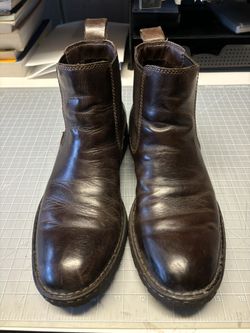 Born Chelsea Boots Men’s 9