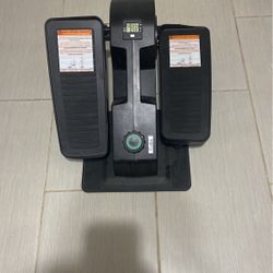 Cubic Jr Compact Seated Under Desk Elliptical F3A2 With Built In Display