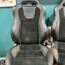 Evo 9 SE Front Seats 