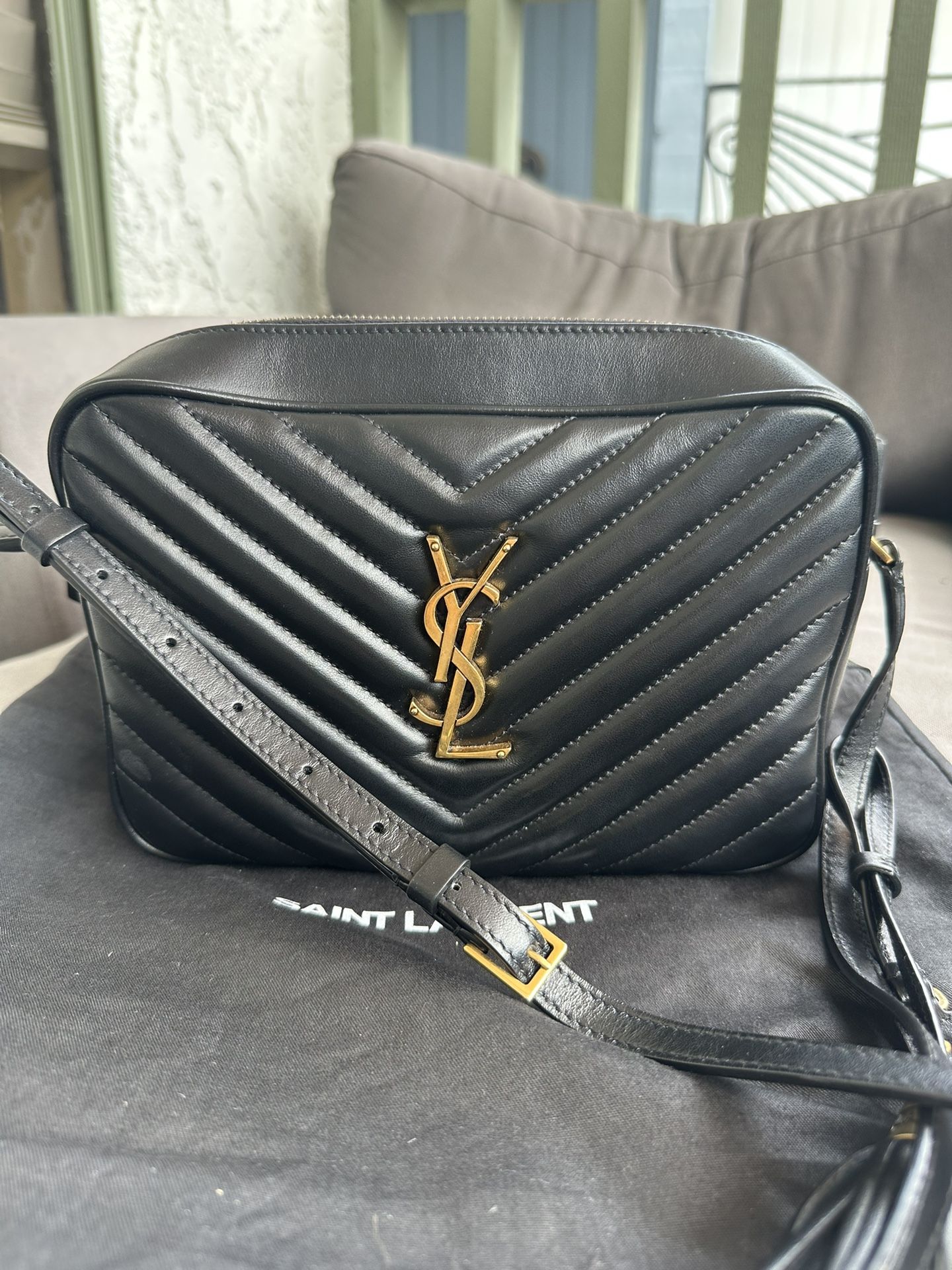 Auth YSL Lou Camera Bag Black (Excellent Used Condition) for Sale in