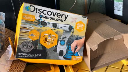 DISCOVER.Y. MIN DBLOW N.    176. Pieces. STEM. 