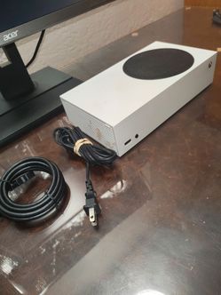 Xbox Series S (no controller)