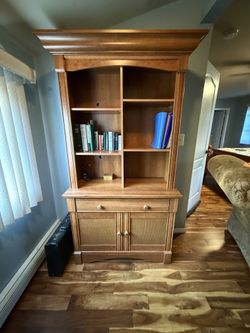 Storage Cabinet/book Shelf