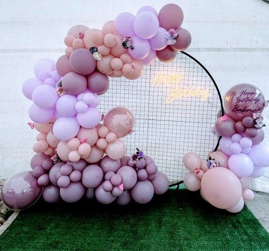 Dusty Ballon Garland