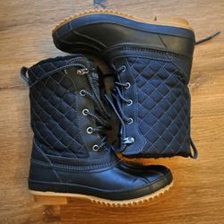 Womens Khombu Annabel Tufted Snow Duck Boots Black Size 6 Pre•Owned