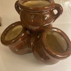 Drip glaze ceramic pottery Strawberry planter pot. 9 x 10 inxhes. Good condition.