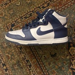 Midnight Navy Nike Dunk Mids