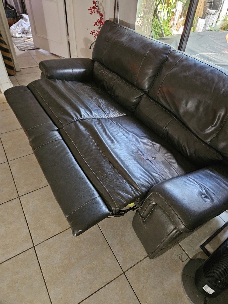 Leather Recliner Couch!