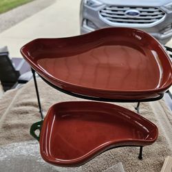 Chili Pepper 🌶  New Two Tier Collapsible Server. No Box