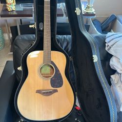 Yamaha FG-800 Acoustic Guitar + Gig Bag 🎸