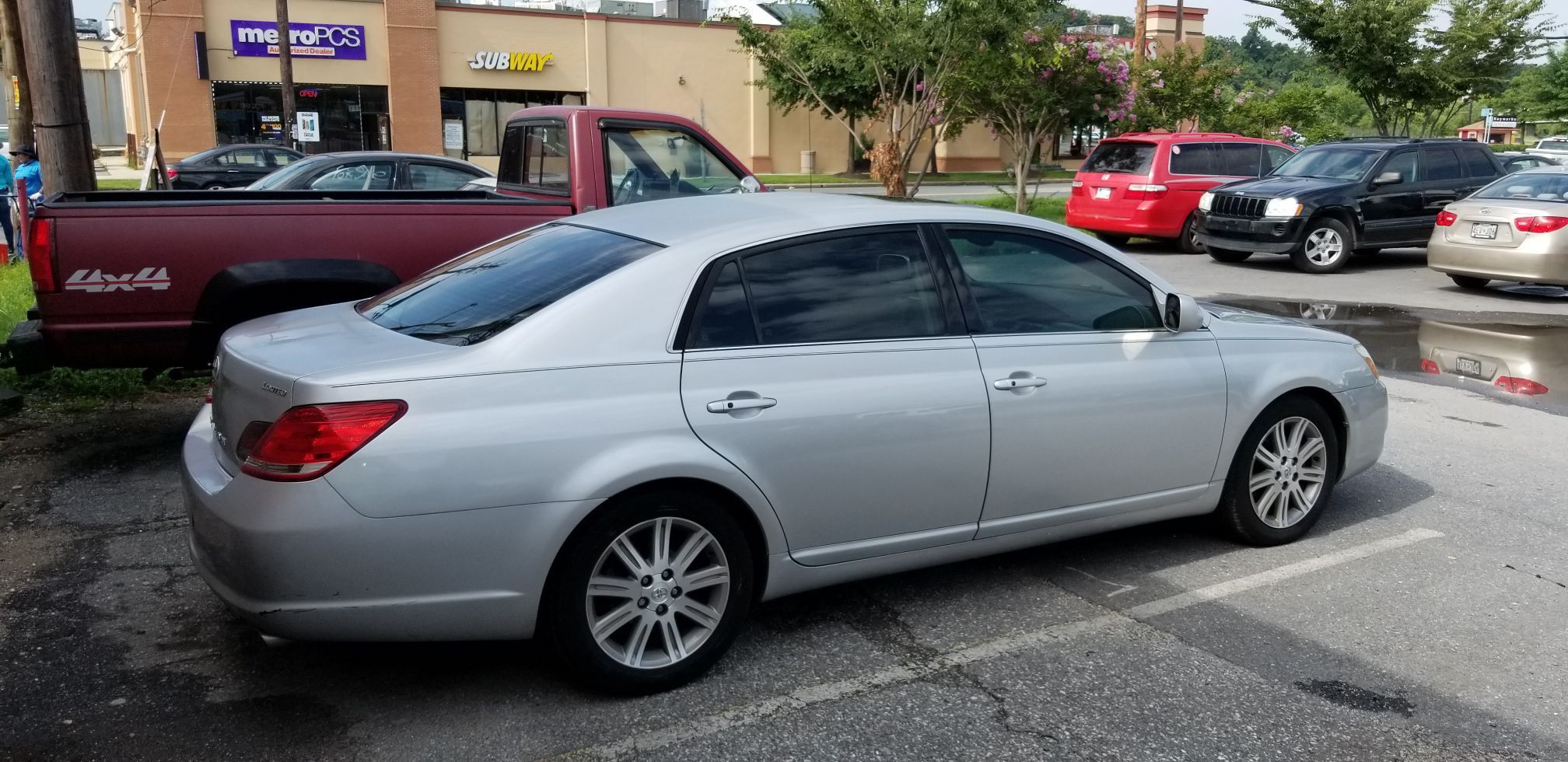 Toyota Avalon 2006