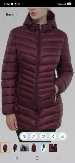 Women's Burgundy Hooded Puffer Jacket
