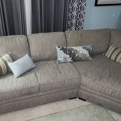 Sectional Couch With Cuddle Corner