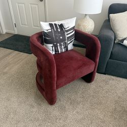 Upholstered Chair 