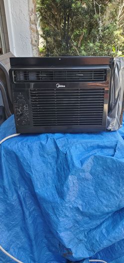 MIDEA AC  window  Air Condsitioner $35