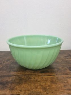 Vintage Fire-King Jadeite Swirl Mixing Bowl made by Anchor Hocking