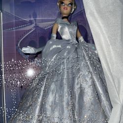 Disney Cinderella Exclusive Doll Saks Fifth Avenue 