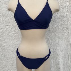 Women's 2 Piece Bikini Set Swimsuit In Size Small New