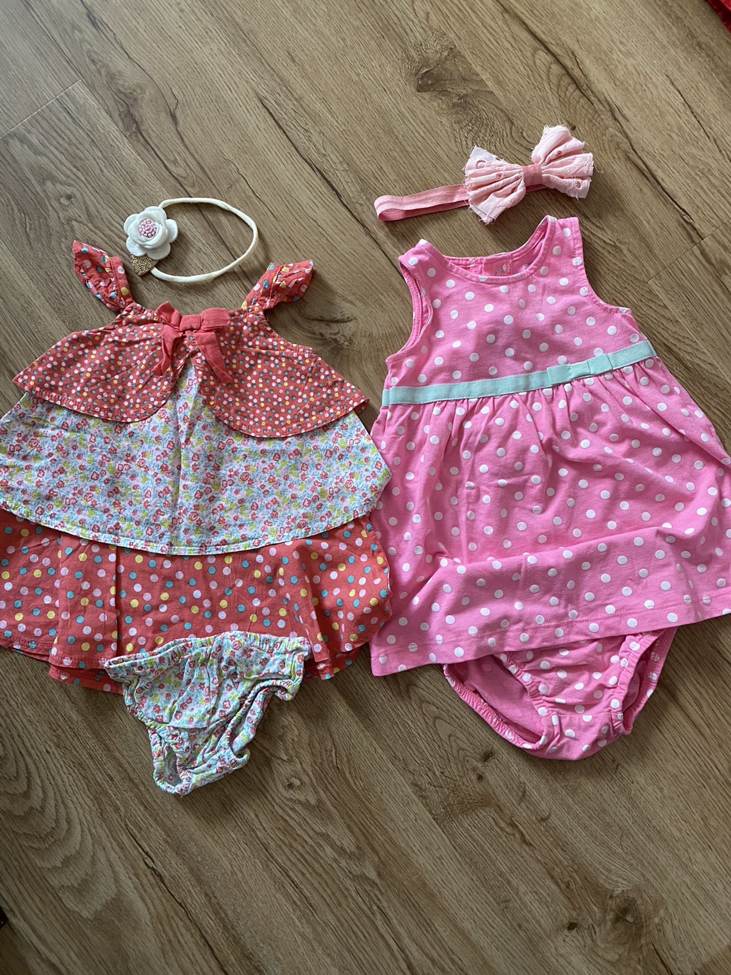 Baby Girls Clothes 9 Months ,5 Skirts ,2 Dresses And 2 Headbands Everything $10