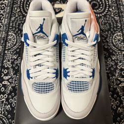 Air Jordan 4 Military Blue 