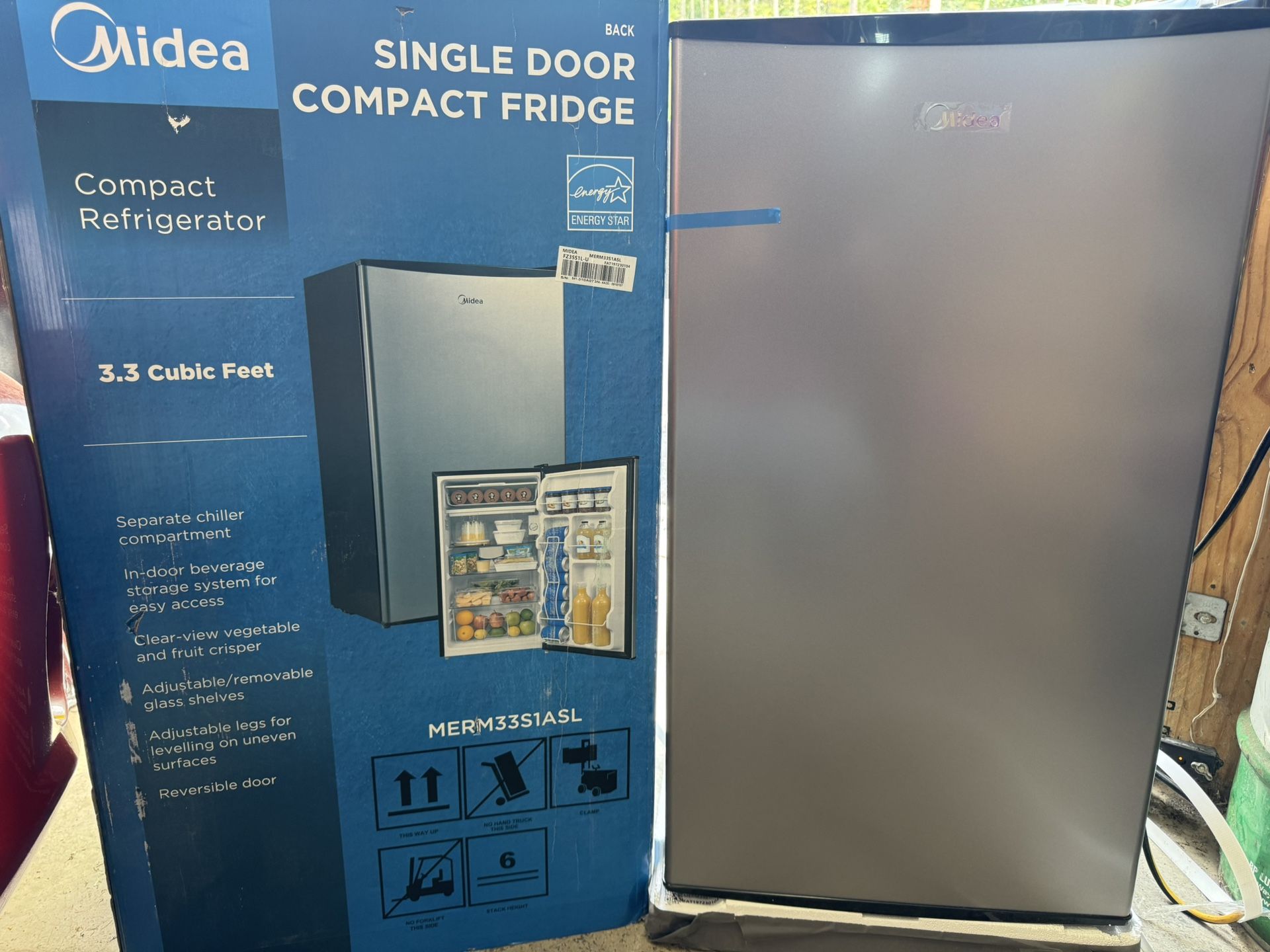 New In Box Midea Compact Refrigerator 3.3cu. ft. Tested. Must Pick Up