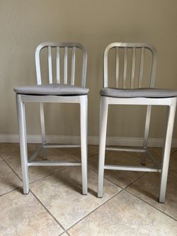 Crate & Barrel Delta Aluminum Counter Stools with Cushions (6)