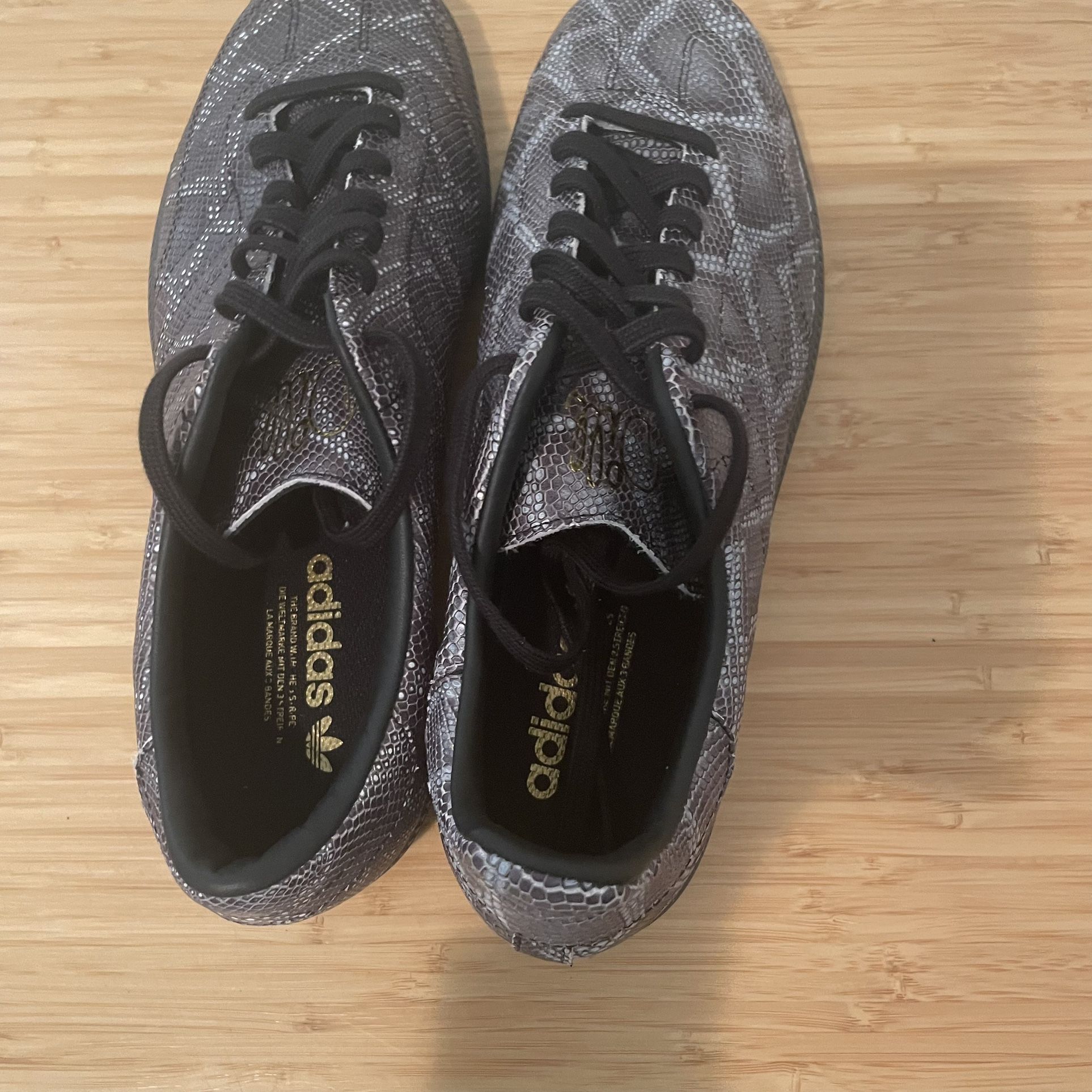 Adidas Samba Snakeskin Jason Dill for Sale in Portland, OR - OfferUp