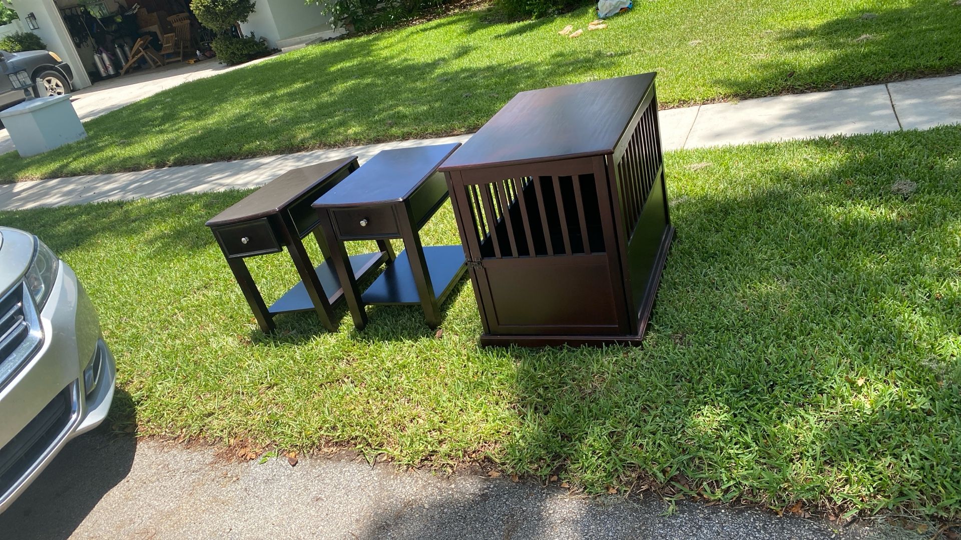 Free End Tables And Dog Crate