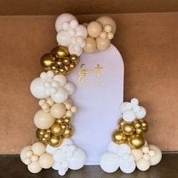 Garland balloon decoration