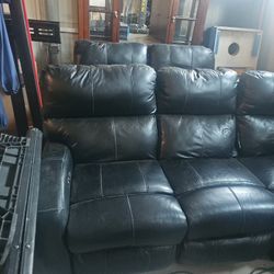 Recliner/couches