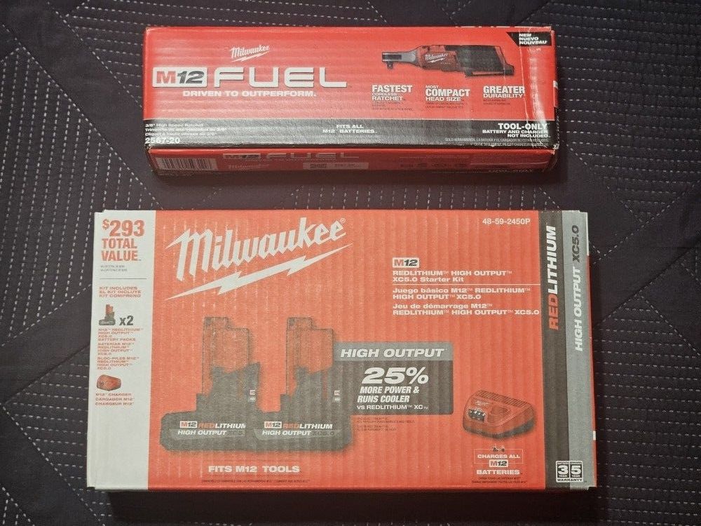 Milwaukee M12 FUEL 3/8 Ratchet With Charger And Battery Kit