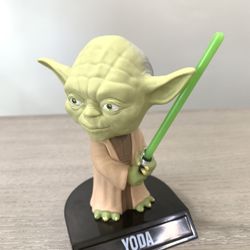 Funko Star Wars Yoda Bobble Head Figure - Lucas Films Light Saber 2009